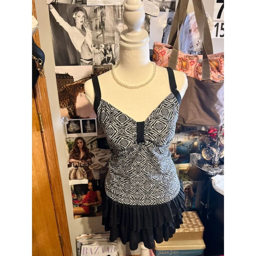 Babydoll Top with Black and White Pattern
